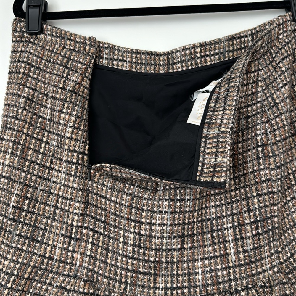 Valentino Brown Tweed Skirt with Back Ruffle - Picture 7 of 13